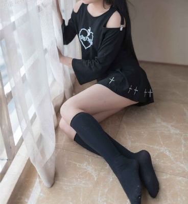 年轻漂亮小少妇理论片视频_完整版高清下载