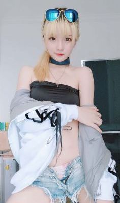 少妇精品无码一区二区三区大长颈_超清电影全集观看