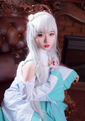 欧美老熟妇乱偷高_BD英语高清免费观看