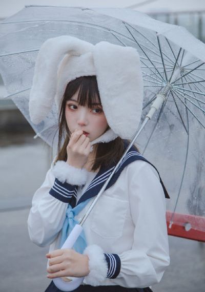 免费b站在线观看人数在哪儿找_超清手机免费观看完整
