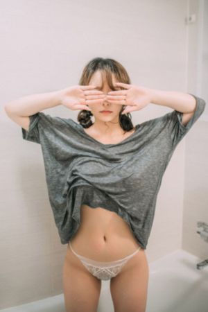 人妻少妇精品久久_BD国语高清在线