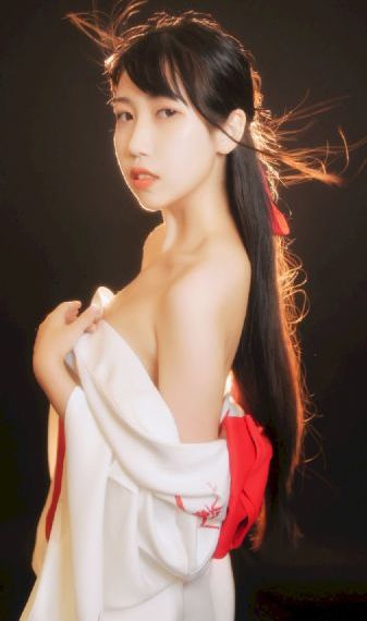 porno18日本老师hd_蓝光迅雷电影在线