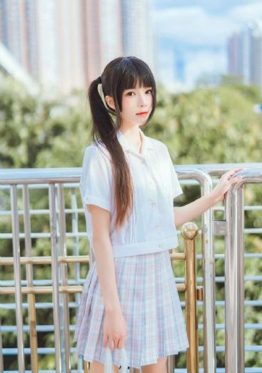 美女高清壁纸_高清完整在线观看