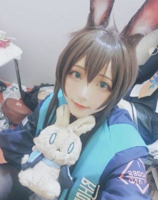 日本高清无卡码一区二区_无删减在线播放
