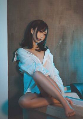 91麻豆国产醉酒女邻居进错屋_国产剧迅雷电影在线